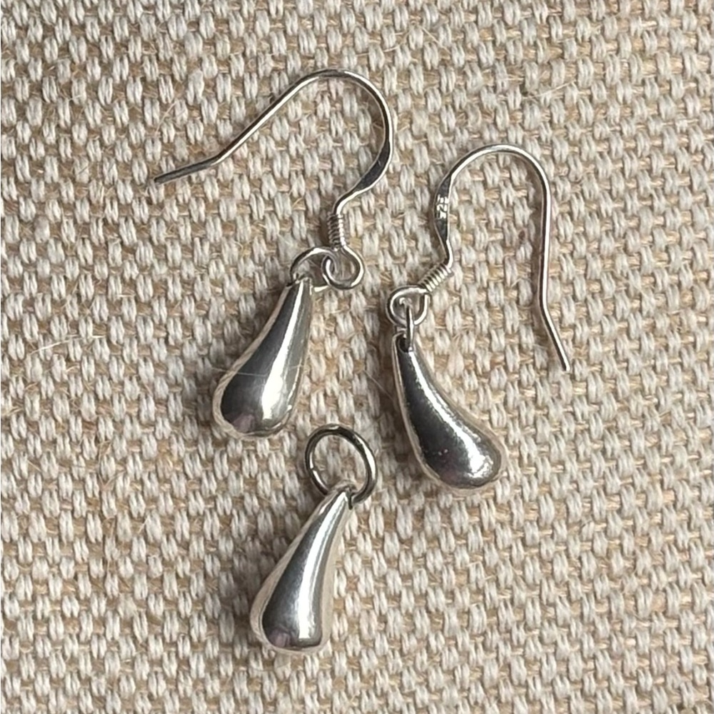 Elegant Silver Teardrop Earrings